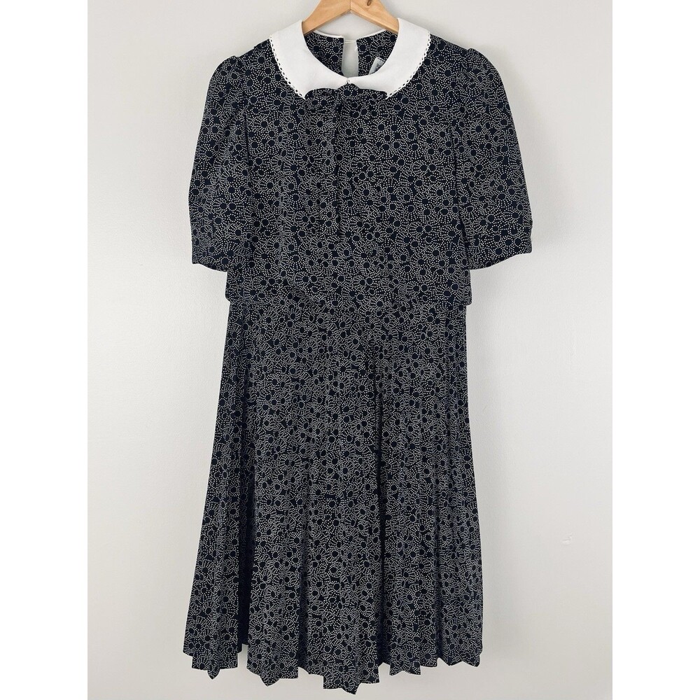 Vintage Peter Pan Collar Printed Neck Tie Dress